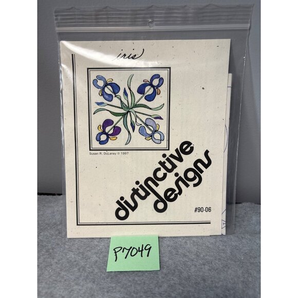 Iris Appliqué Pattern by Distinctive Designs #90-06 Susan R. DuLaney 1997 Quilt - Picture 5 of 5